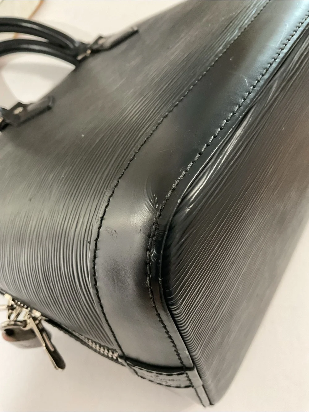 Louis Vuitton Alma PM Bag Epi Leather